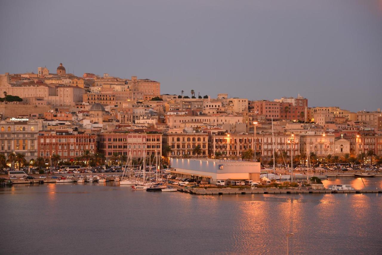 Palazzo Doglio Hotel Cagliari Luaran gambar Victoria skyline