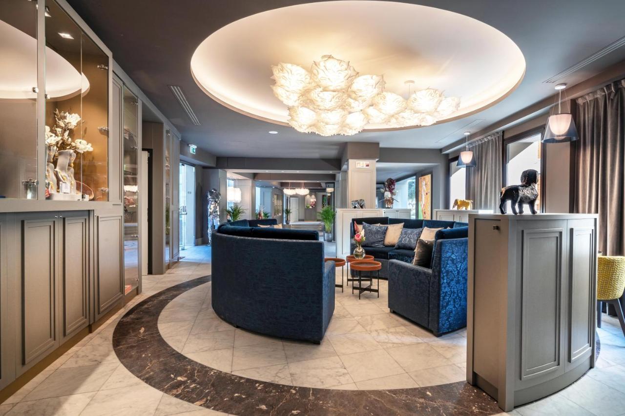 Palazzo Doglio Hotel Cagliari Luaran gambar The lobby of the hotel