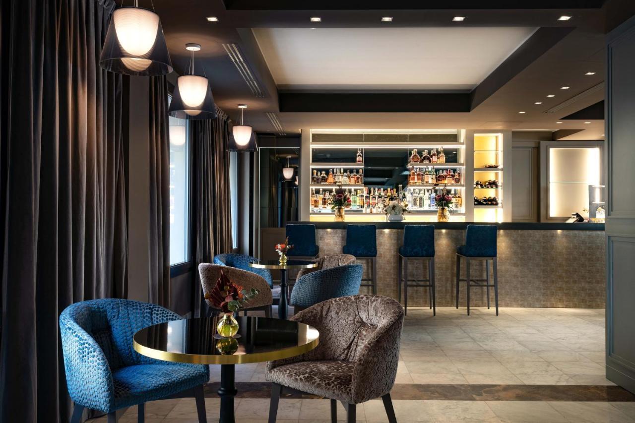 Palazzo Doglio Hotel Cagliari Luaran gambar The bar at the Hotel